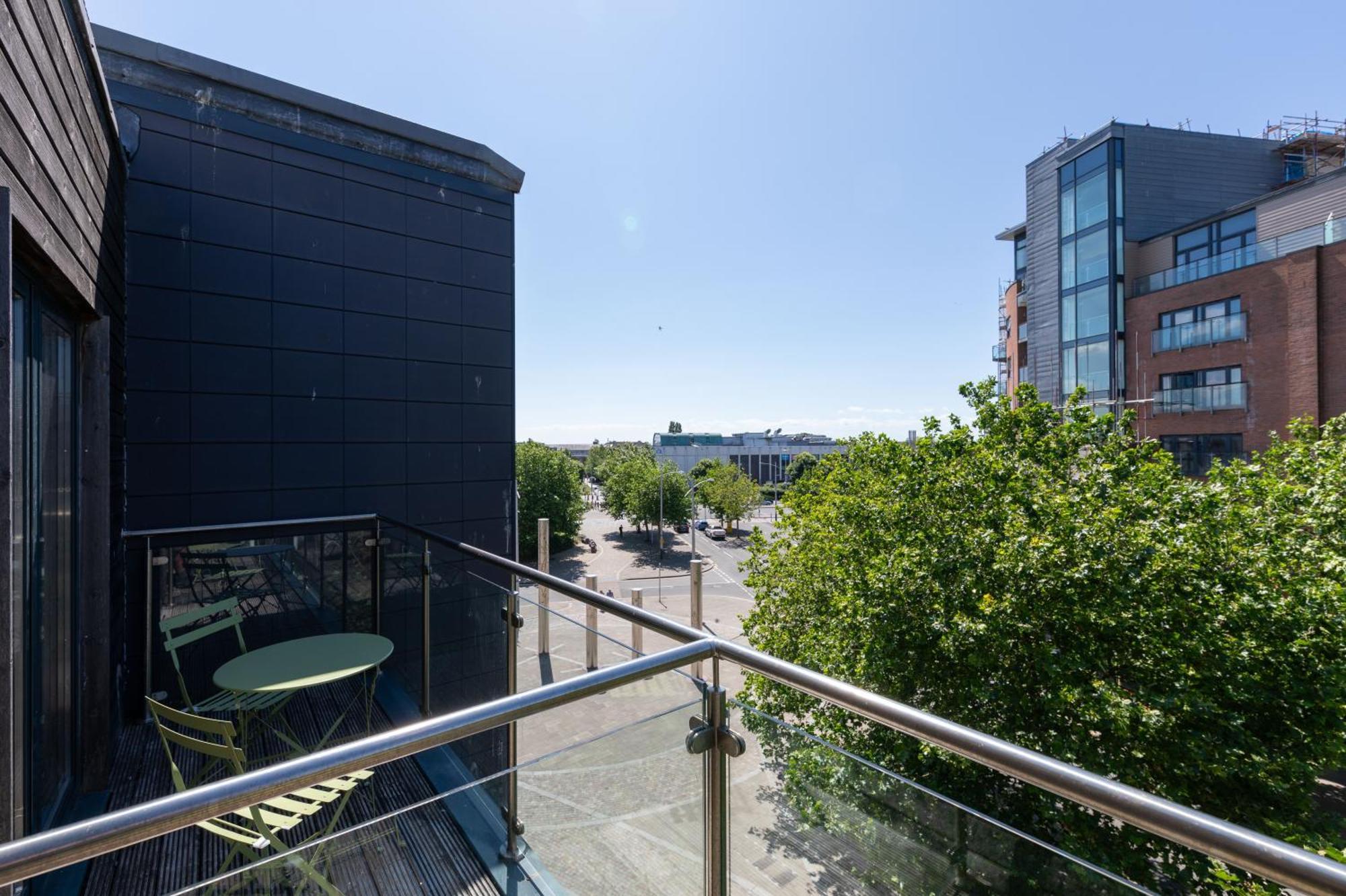 Princess Lofts City Centre Studios With Nespresso Coffee Machines & New Fast Wifi By Stayright Swansea Exterior photo