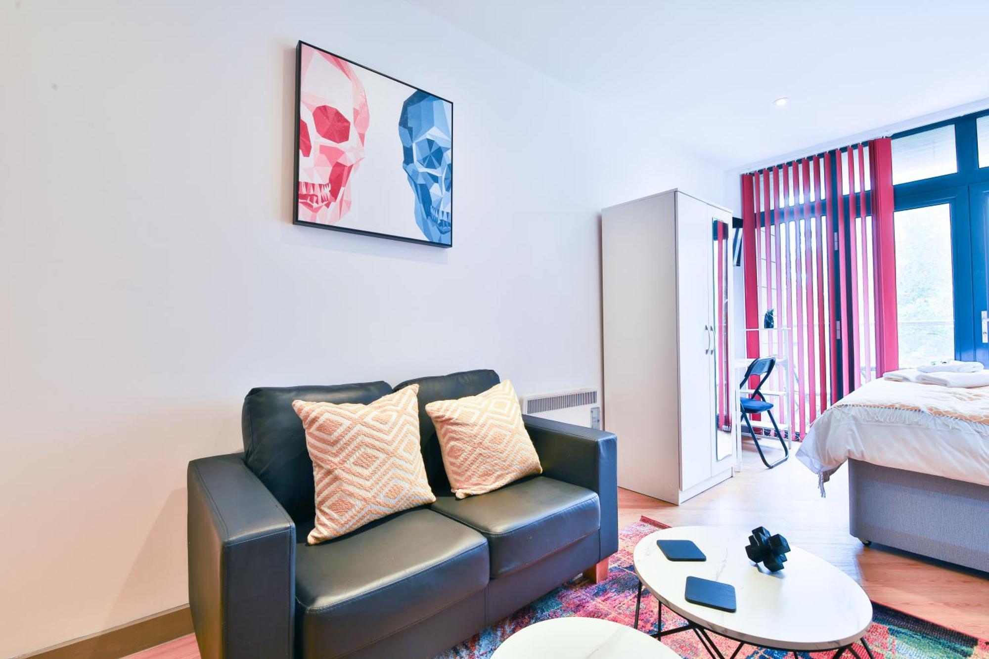 Princess Lofts City Centre Studios With Nespresso Coffee Machines & New Fast Wifi By Stayright Swansea Exterior photo