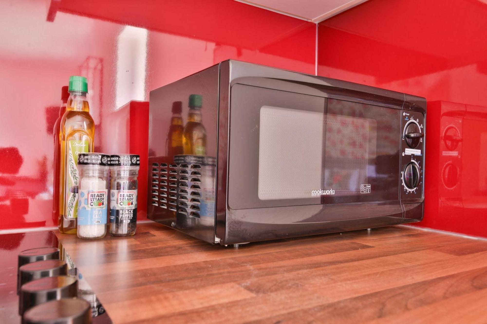 Princess Lofts City Centre Studios With Nespresso Coffee Machines & New Fast Wifi By Stayright Swansea Room photo