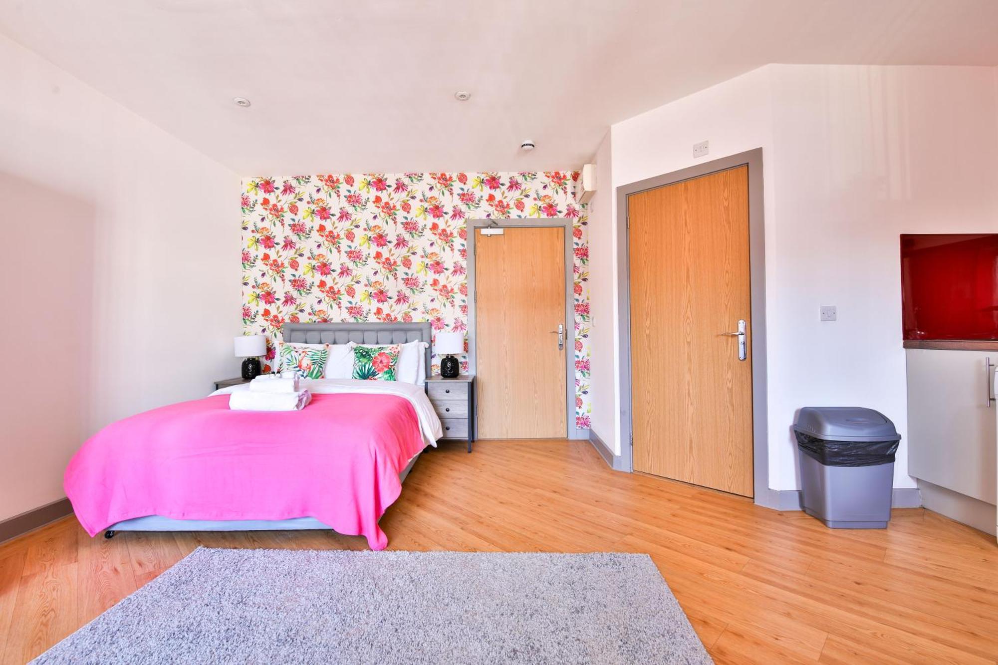 Princess Lofts City Centre Studios With Nespresso Coffee Machines & New Fast Wifi By Stayright Swansea Room photo